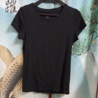 UNIQLQ棉質SUPIMA圓領上衣