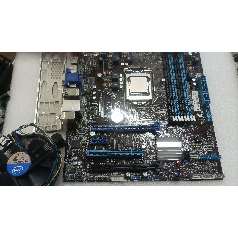 ASUS B85M-PLUS+ CPU i5-4590 3.30G/1150/附擋板風扇