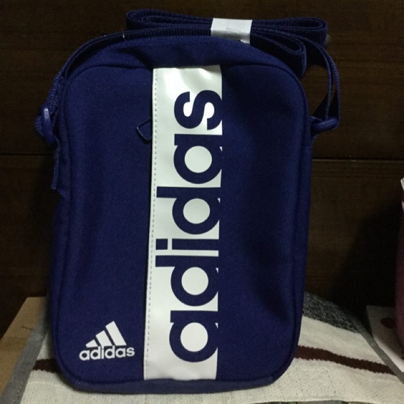 Adidas小側背包