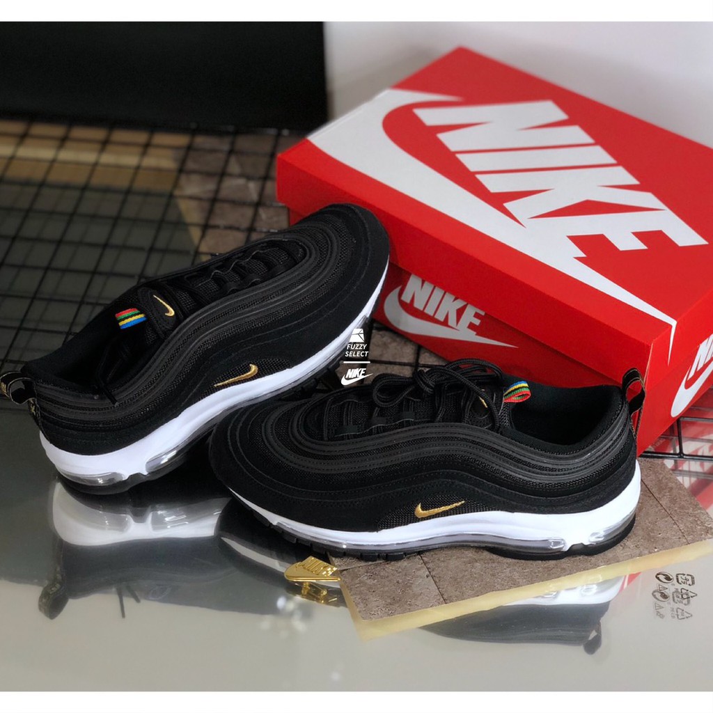 【逢甲 FUZZY】Nike Air Max 97 QS 奧運 黑白 黑金 金勾 附別針 CI3708-001