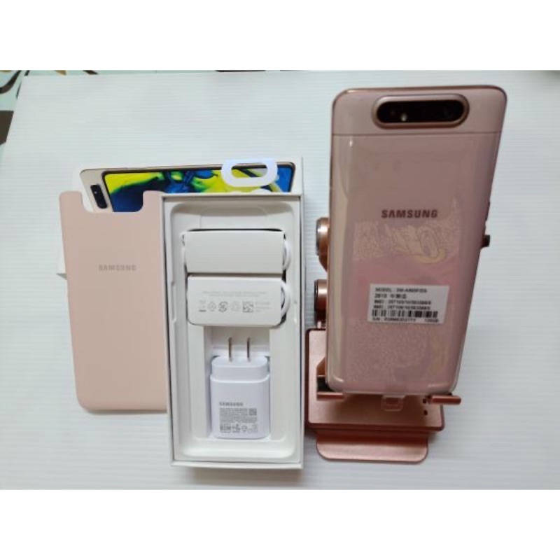 99新 Samsung Galaxy A80  2019年版本 11/4購入 使用不到一個月 興趣者可以私訊～