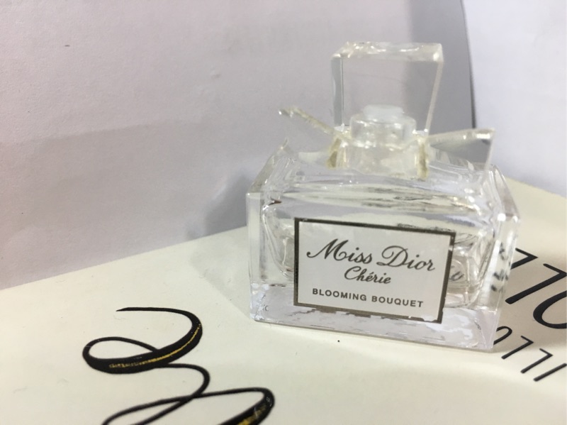 miss dior cherie gift set