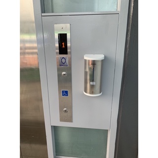 臺灣製，不鏽鋼感應式噴霧式酒精噴霧機，手指消毒機，手部消毒