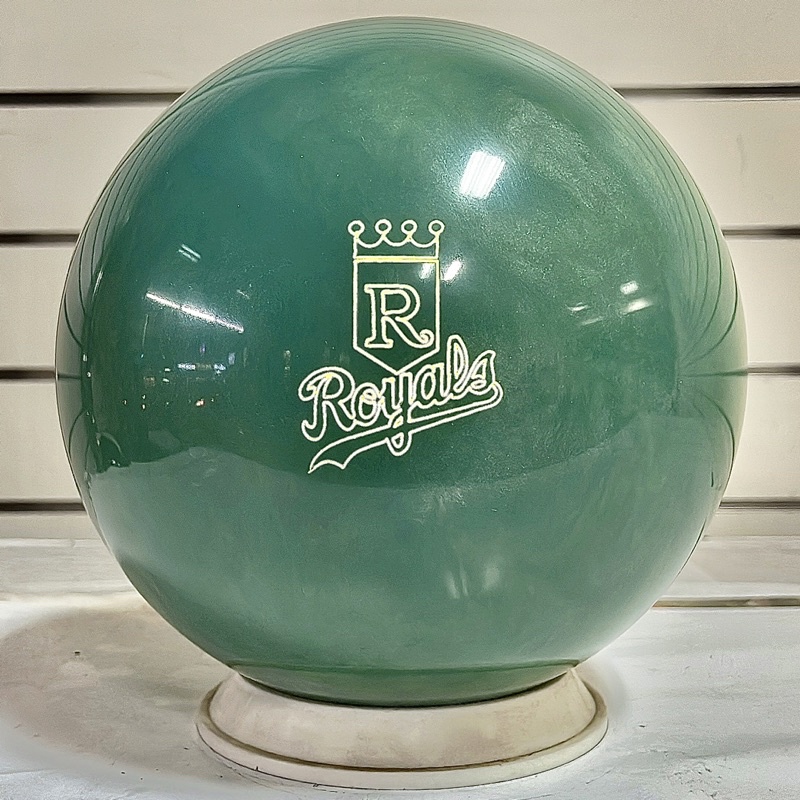 全新12磅「綠皇冠」造型保齡球🎳