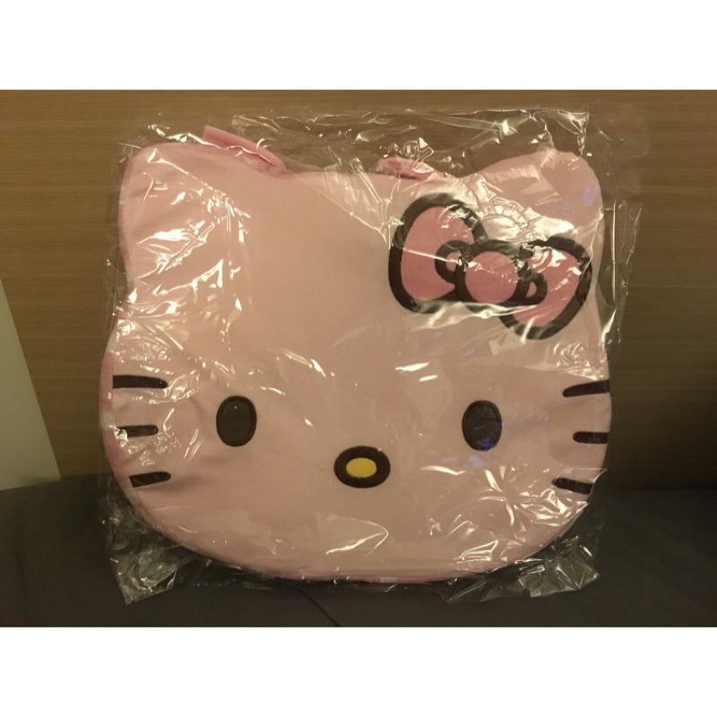 Kitty 粉紅點點坐墊/椅墊/靠墊，全新未拆封現貨，日本直送保證正品