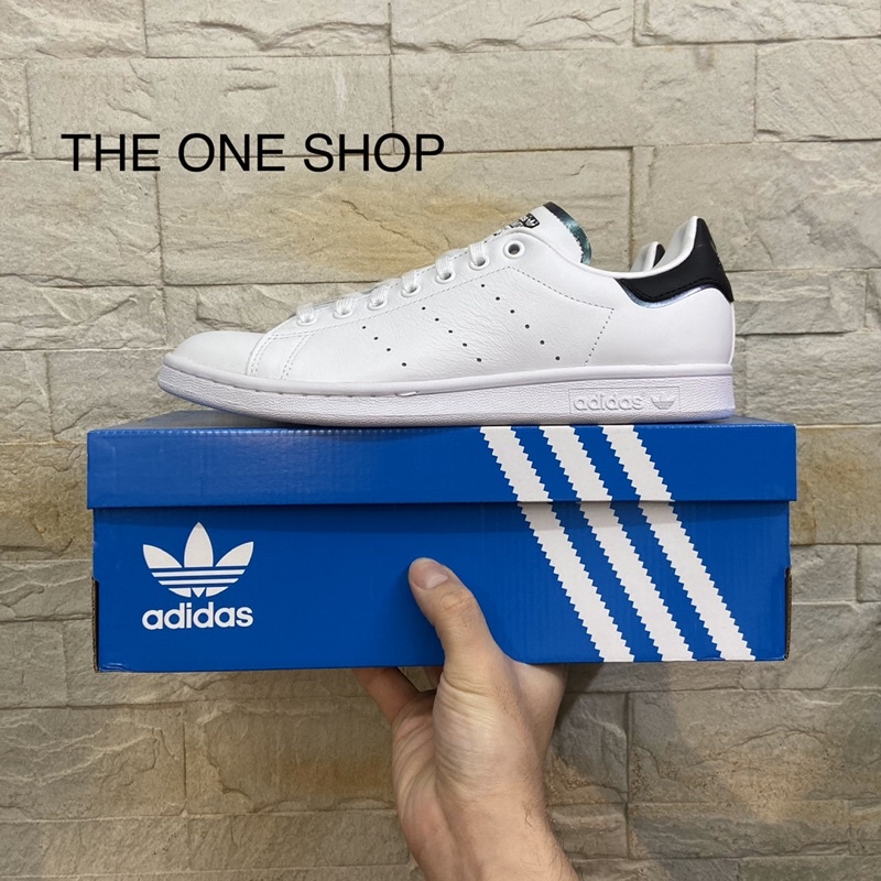 TheOneShop adidas STAN SMITH 愛迪達白色全白綠色經典款金屬光澤皮革FU9613 | 蝦皮購物