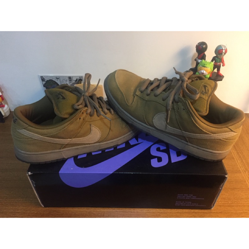 nike dunk carhartt