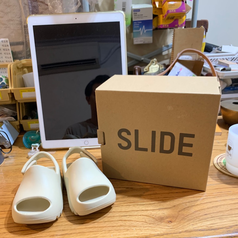 Adidas Yeezy slide 14cm 小童 正版愛迪達公司貨