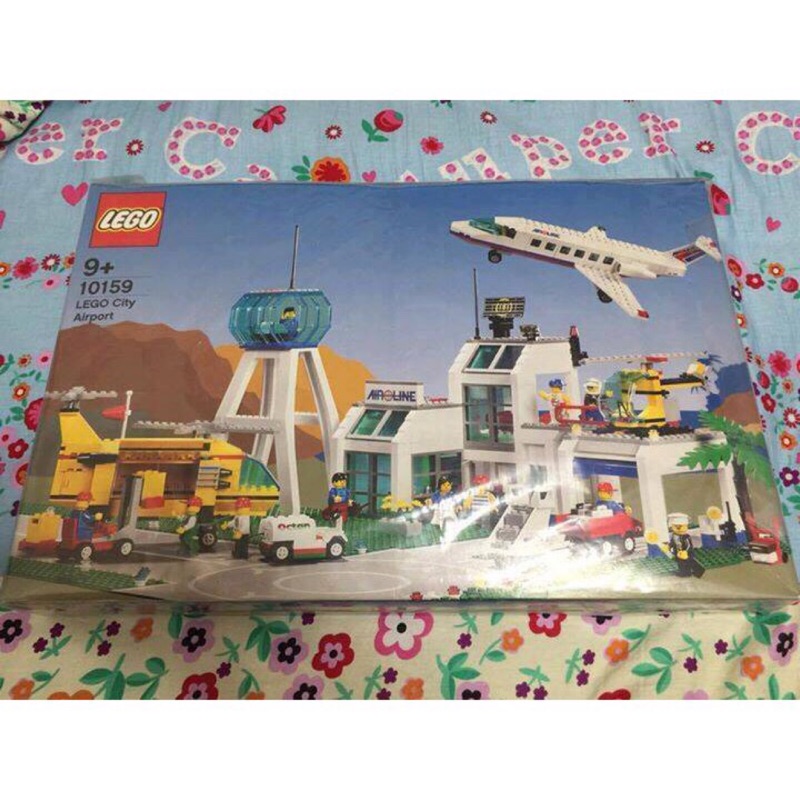 LEGO 10159 City Airport - Full Size Image Box飛機場1994的6597復刻版