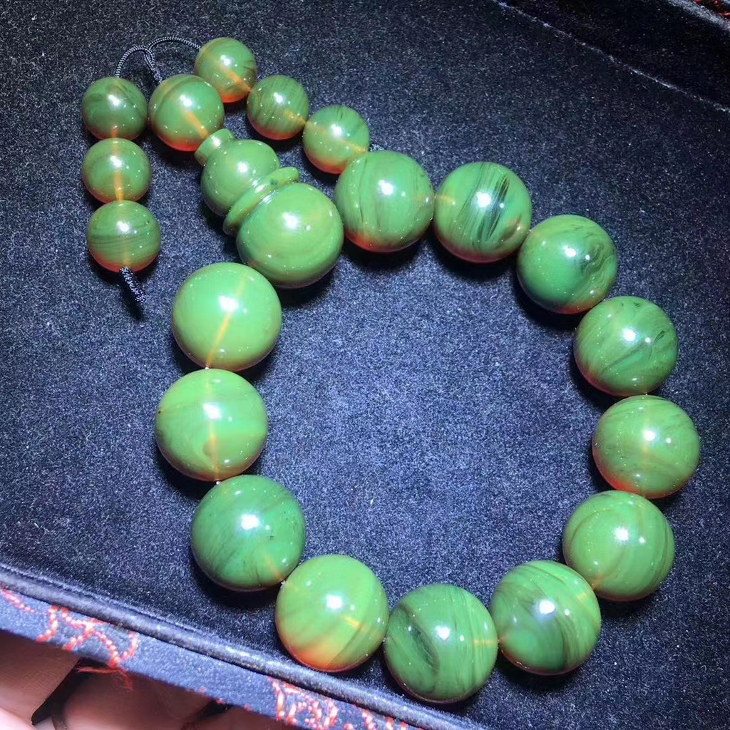 緬甸琥珀《手串》－ 18.5mm綠蜜變色龍手串 ㊟ 購買前請詳閱商品內文 ㊟