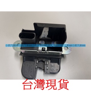 小郭汽車666~福斯 Golf 5 6 /POLO/CADDY 5KD 827 505 OEM後行李箱/後車箱/後六角鎖