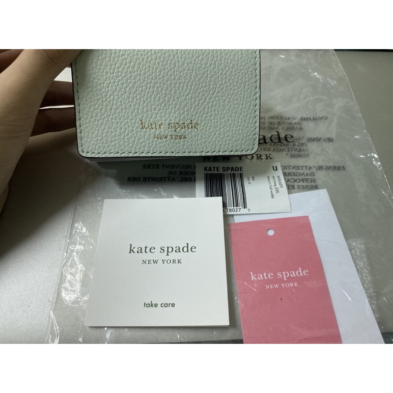 Kate Spade 荔枝紋三折短夾（薄荷綠）美國購入，全新無使用過