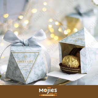 【摩吉斯烘焙樂園】【Q111】大理石紋鑽石款 銀色蝴蝶結 喜糖盒 結婚 派對 喜宴 禮物盒