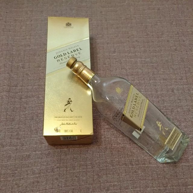 JOHNNIE WALKER GOLD LABEL 威士忌 蘇格蘭 約翰走路 金牌珍藏 酒瓶 空酒瓶