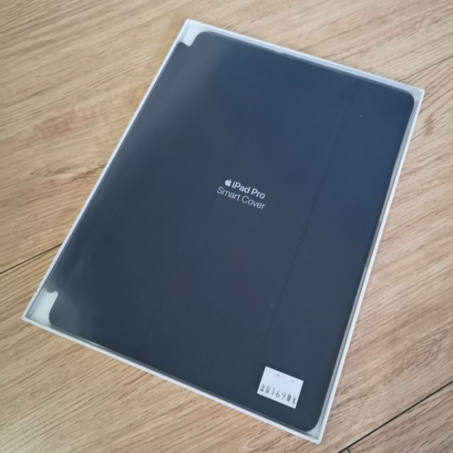 售，保養良好極新的 iPad Pro2 smart cover, 藍色，直購899