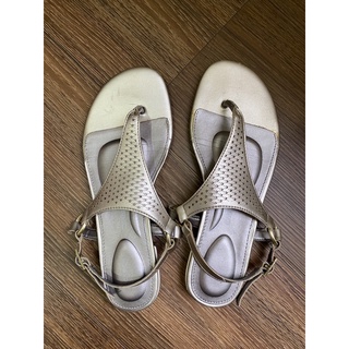 24.5-25cm ROCKPORT 金色涼鞋Total Motion Zosia Thong Sandal