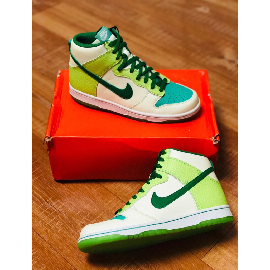 nike dunk glow in the dark 2