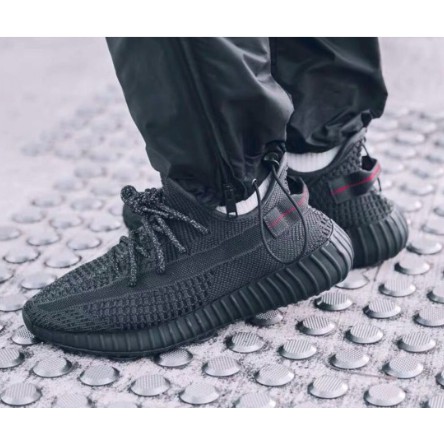 350v2 black