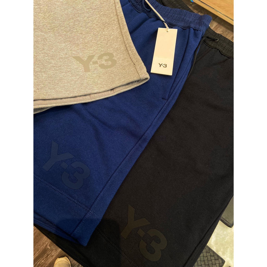 高雄凡賽斯歐洲精品 Yohji Yamamoto Y3 Y-3 基本素面款 立體字體LOGO 短褲 棉褲 短棉褲