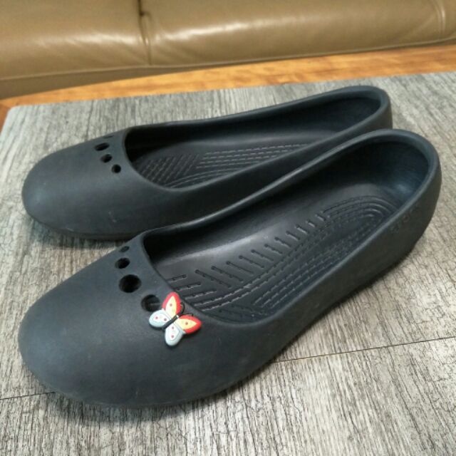Crocs 黑色 平底鞋 娃娃鞋 含蝴蝶鞋扣