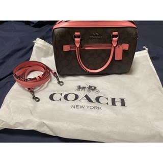 Coach 粉色logo波士頓包