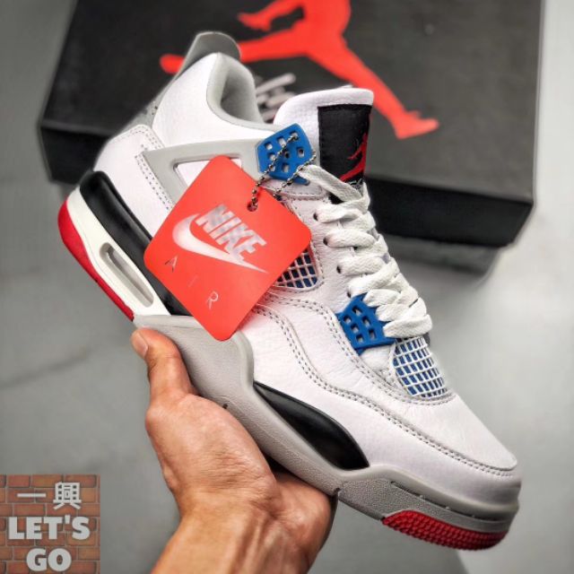 retro 4's 2019