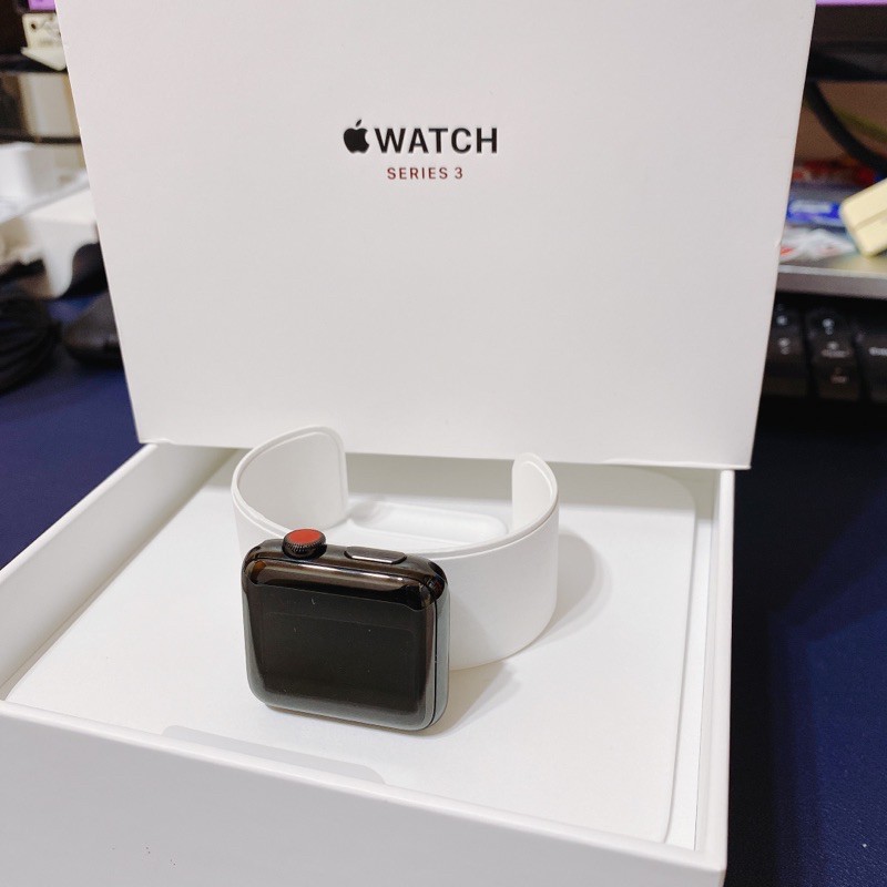 Apple Watch Series 3 LTE 38公釐⭐️(二手）太空黑色不銹鋼錶殼