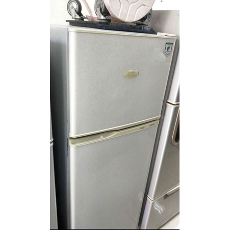 二手中古冰箱，聲寶250公升，尺寸59cm(寬)*56cm(深)*166cm(高)型號：SR-25GSD保固三個月