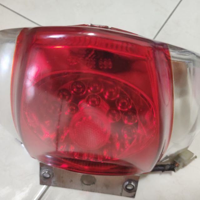 二手 良品 三陽 GT125 LED 尾燈