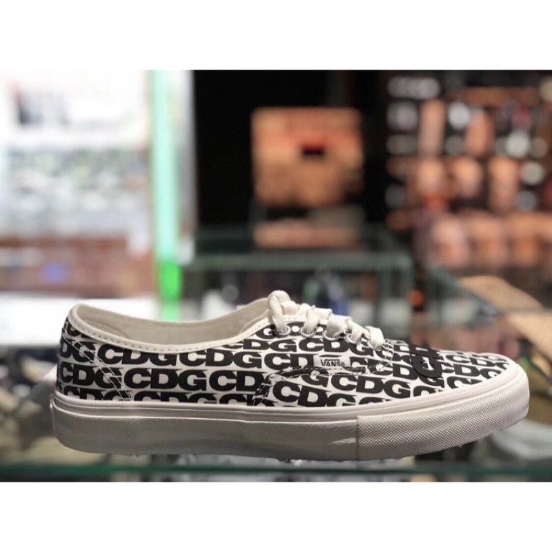 comme des garçons cdg x vans authentic