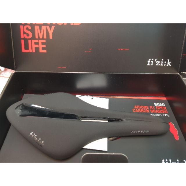 (特價) Fizik  ARIONE R1 OPEN 公路車單車用有孔碳弓頂級座墊 130/142mm 單車坐墊