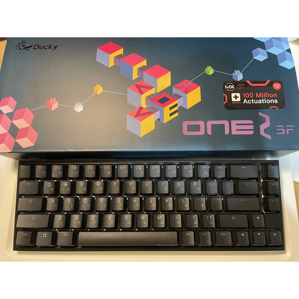 Ducky One 2 SF RGB 65% 機械式鍵盤 中文 茶軸 黑色