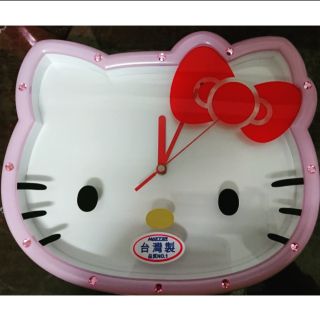 《現貨出清》Hello Kitty 音樂時鐘 整點報時 台灣製 LED燈 Sanrio掛鐘 三麗鷗