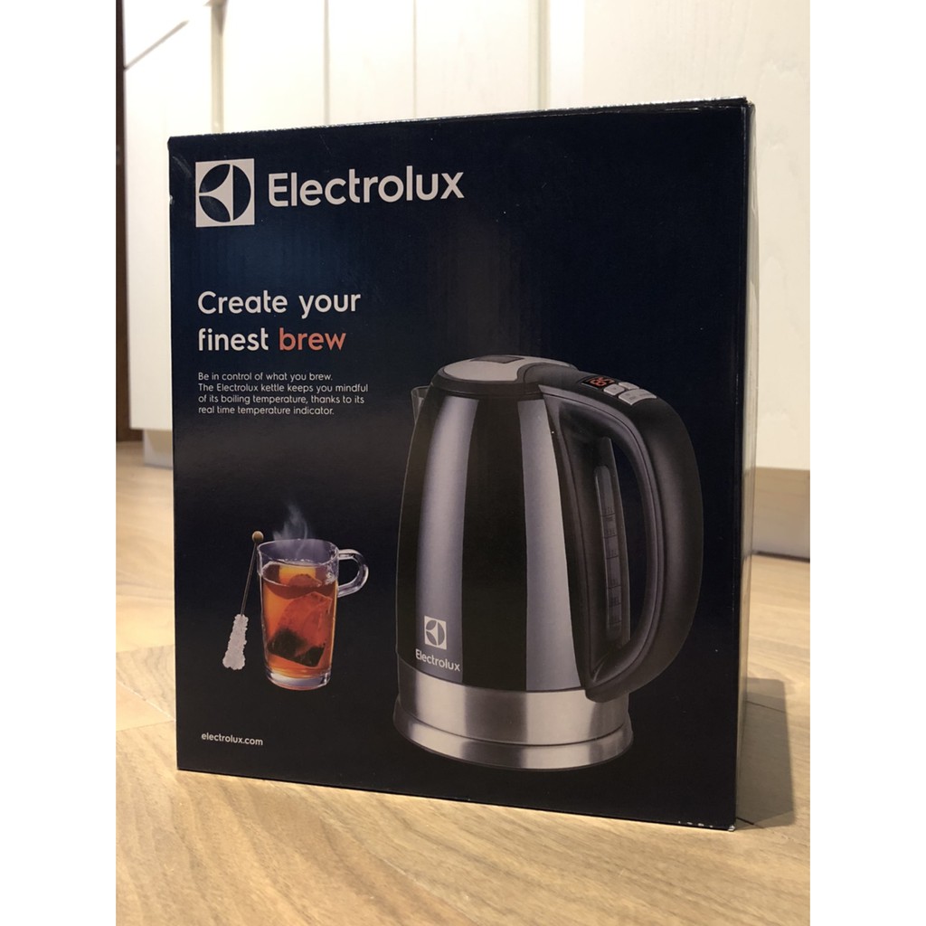 全新【Electrolux 伊萊克斯】智慧溫控電茶壺1.7L - 曜石黑(EEK7700K)