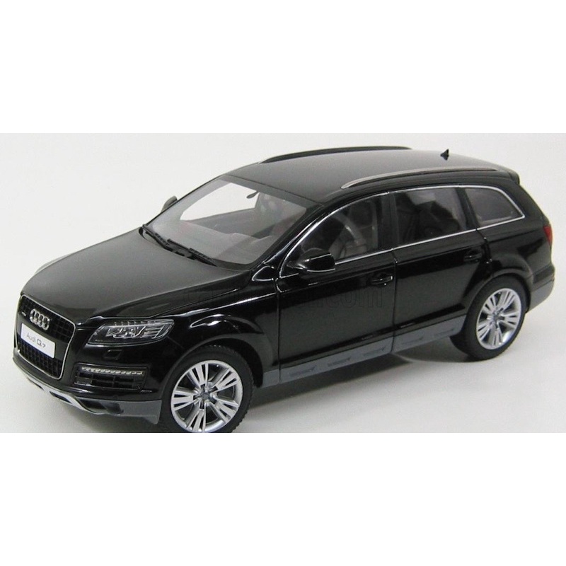 模王 Kyosho 1:18 奧迪 Q7