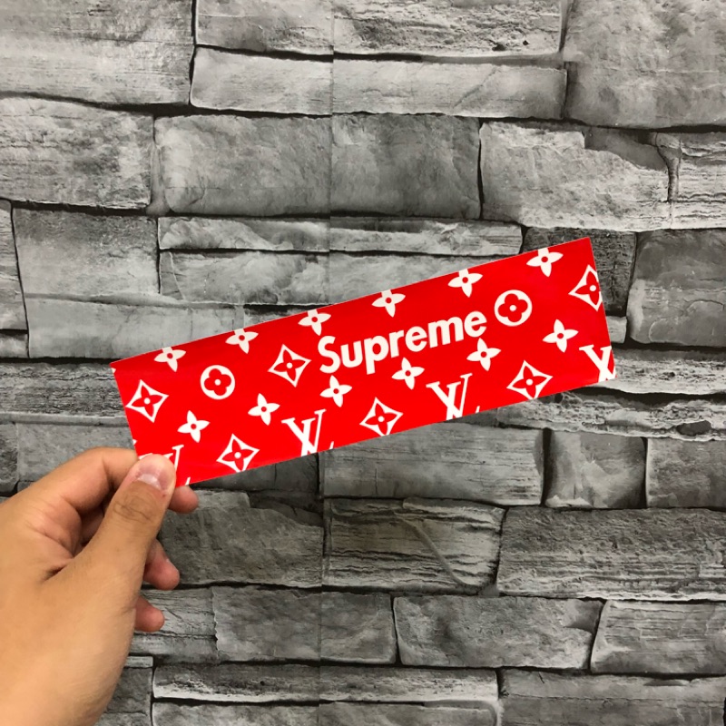 Lv supreme 貼紙