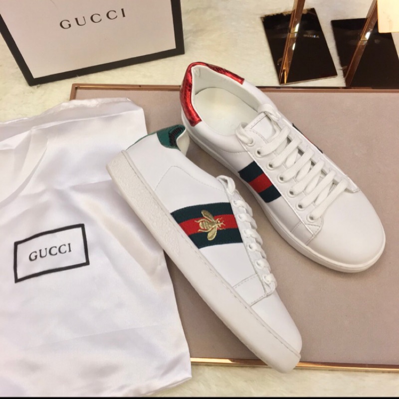 代售👉  珍藏版 Gucci Ace蜜蜂刺繡運動鞋  尺寸:37.5(歡迎議價 僅此一雙  全新正版