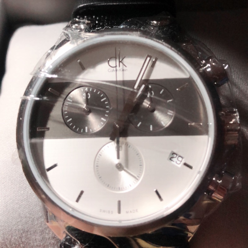 CK正三眼腕錶，CK限量熊貓款式！實品實拍！黑色透氣舒適錶帶，原價一萬元，全新未拆封，先優惠價2000元！免運可議價！