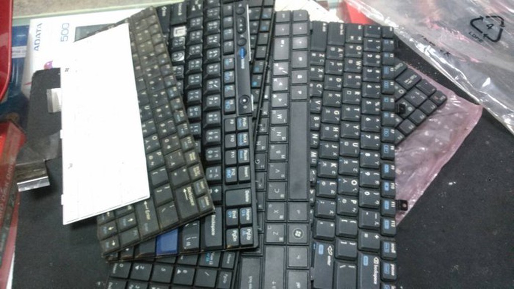 ☆宏軒資訊 筆電鍵盤維修 ☆宏碁Acer筆電 中文鍵盤 完工價$900~1800實體店面