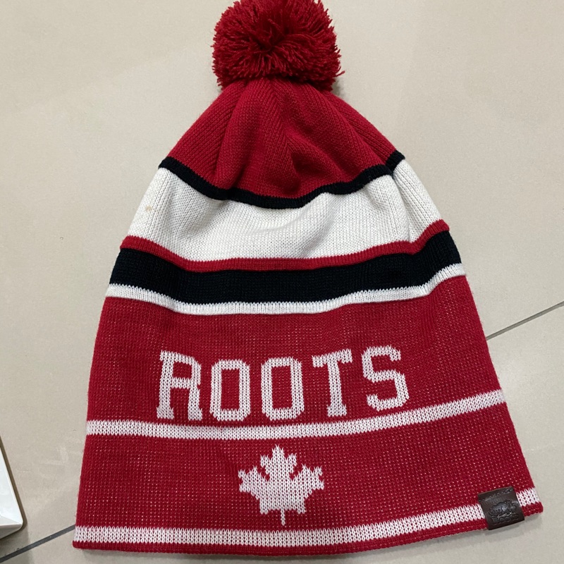 Roots 毛球毛帽