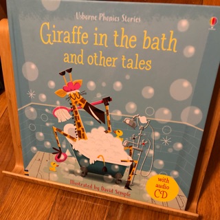 現貨全新Giraffe in the Bath and Other Tales 附CD Usborne自然發音故事讀本集