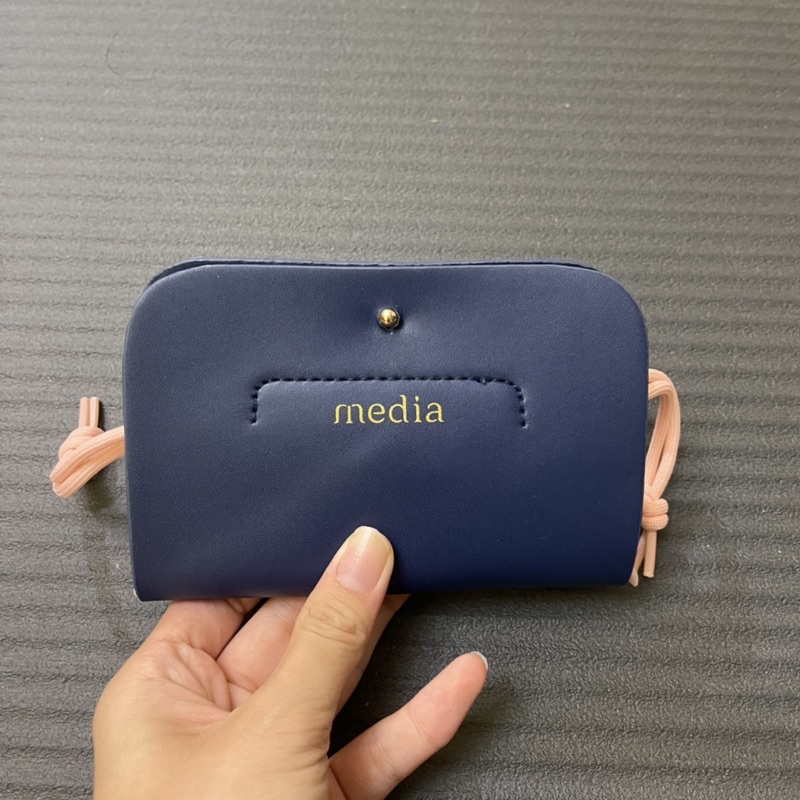 media 收納包·媚點 小化妝包·深藍色皮夾·粉色束口袋·全新現貨