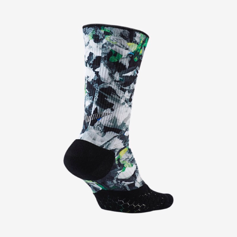 nike elite cushioned crew running socks
