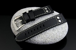 24mm直身黑hamilton Steinhart - Nav. B-Uhr 的新衣軍錶飛行風格鉚釘~