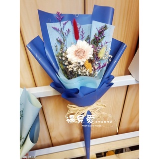 遇見愛花藝~臺灣現貨 1張 雙色 愛心歐雅紙 啞光包裝紙 花束包苗栗鮮花包裝紙 防水 花束材料 花束包裝 花藝禮盒 韓