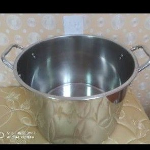 二手 純白鐵鍋 不鏽鋼鍋 湯鍋 （小）