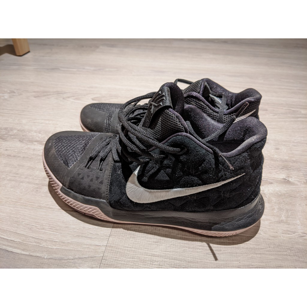 (二手) Nike Kyrie 3 EP 黑 白 籃球鞋 US9 27cm $1500