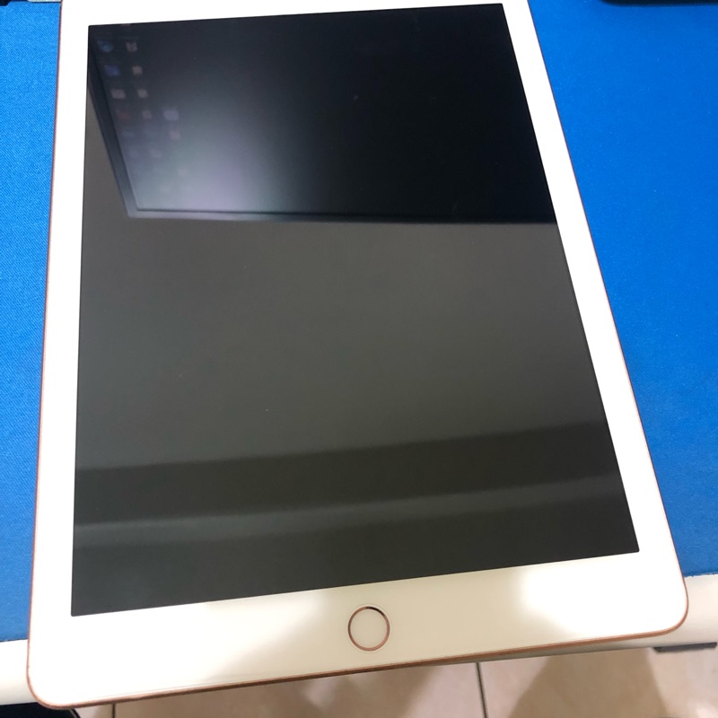 iPad 第六代 2018 32G LTE 無傷全機包膜 玫瑰金