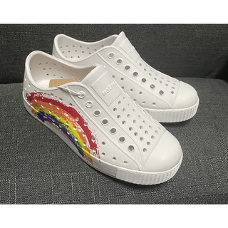 全新正品NATIVE JEFFERSON兒童洞洞鞋 防水晴雨涼鞋 男女童鞋 白彩虹C9~J2