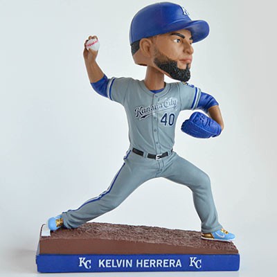 [MLB美國職棒大聯盟] 堪薩斯市皇家隊明星守護神Kelvin Herrera 投球姿勢 2017球場SGA搖頭公仔